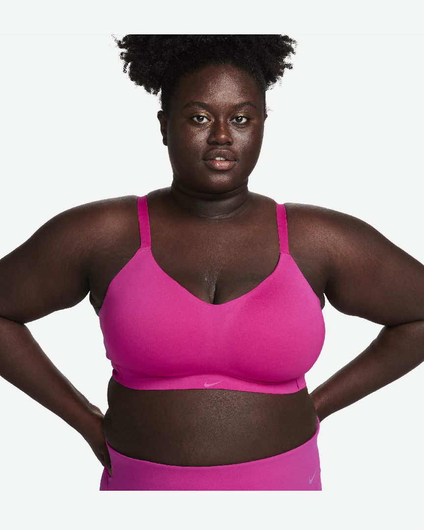 https://img.therunningcollective.fr/brassiere-rembourree-nike-alate-minimalist-w-DM0526-615-0.png
